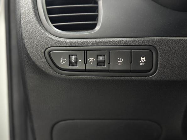 Kia Rio IV с пробегом 2019 года, цена 1 199 000 рублей, 125869 км, седан, Автокод Объявления