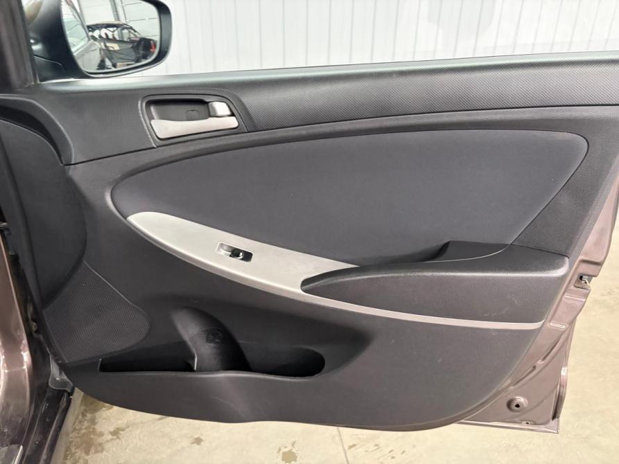 Hyundai Solaris I Рестайлинг Краснодар  - изображение 16