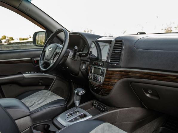 Hyundai Santa Fe II Рестайлинг с пробегом 2011 года, цена 1 428 000 рублей, 141190 км, внедорожник, Автокод Объявления