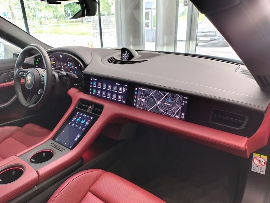 Porsche Taycan I Москва  - изображение 9