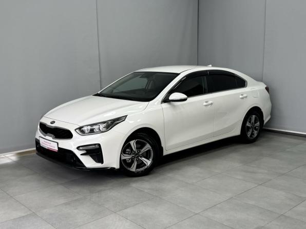 Kia Cerato IV Рестайлинг с пробегом 2021 года, цена 2 246 400 рублей, 31465 км, седан, Автокод Объявления