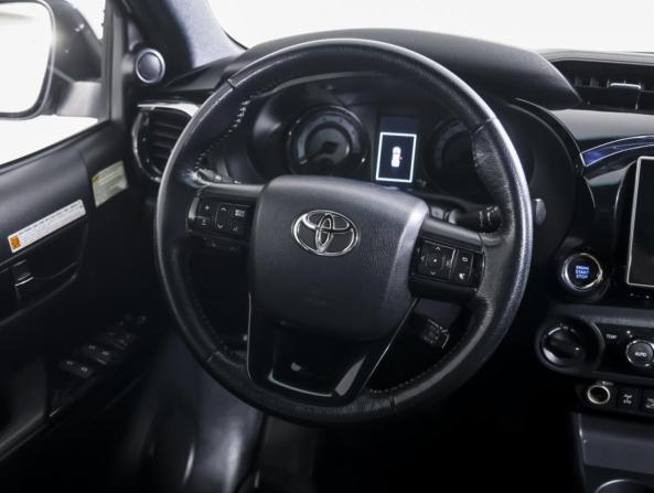 Toyota Hilux VIII с пробегом 2020 года, цена 4 290 000 рублей, 73056 км, offers.body_type.unknown, Автокод Объявления