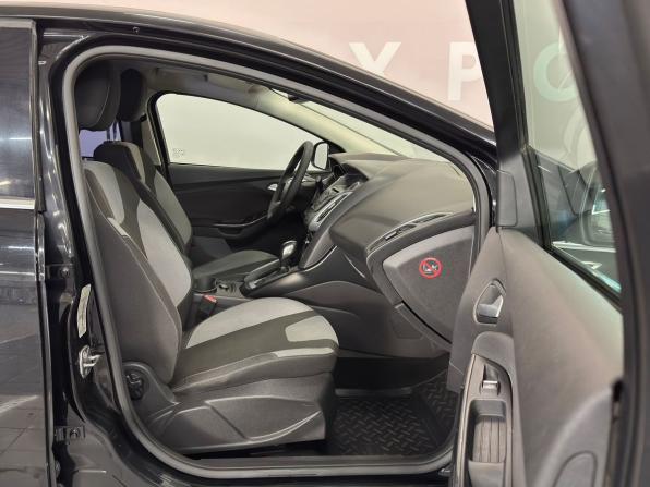 Ford Focus III с пробегом 2013 года, цена 930 000 рублей, 136001 км, седан, Автокод Объявления