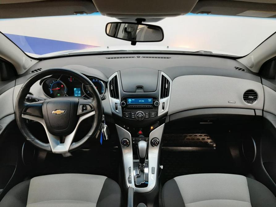 Chevrolet Cruze I Рестайлинг Москва  - изображение 9