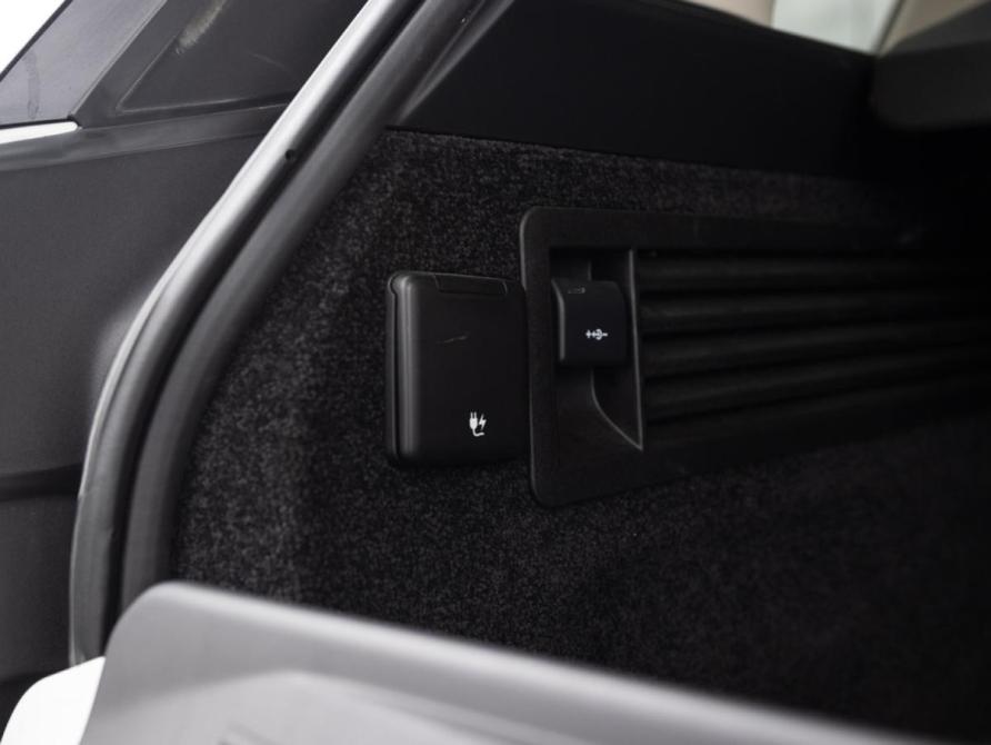 Land Rover Range Rover IV Рестайлинг Санкт-Петербург  - изображение 37