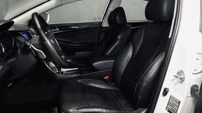 Hyundai Sonata VI (YF) с пробегом 2011 года, цена 949 000 рублей, 158000 км, седан, Автокод Объявления
