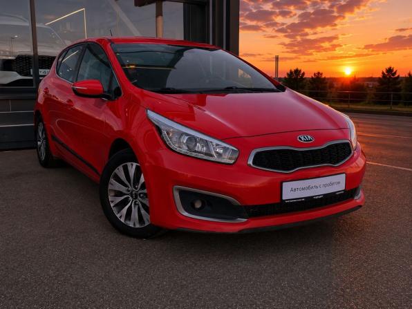 Kia Ceed II Рестайлинг с пробегом 2015 года, цена 1 020 000 рублей, 230000 км, хэтчбек, Автокод Объявления