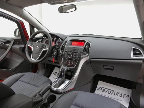 Opel Astra J Рестайлинг с пробегом 2013 года, цена 519 000 рублей, 134000 км, хэтчбек, Автокод Объявления