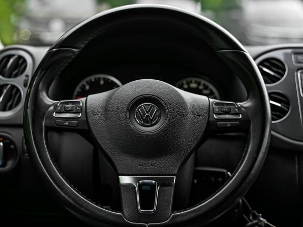 Volkswagen Tiguan I Рестайлинг с пробегом 2013 года, цена 1 249 000 рублей, 248569 км, внедорожник, Автокод Объявления