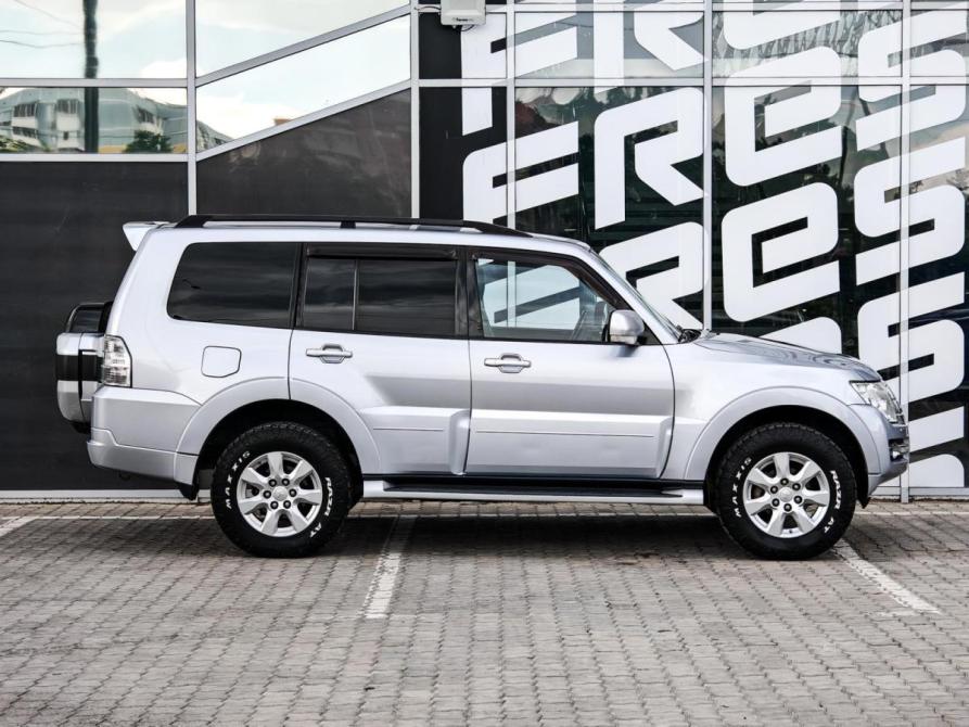 Mitsubishi Pajero IV Рестайлинг 2 Краснодар  - изображение 5