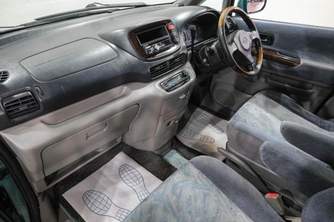 Nissan Serena II (C24) с пробегом 2000 года, цена 449 000 рублей, 620000 км, минивэн, Автокод Объявления