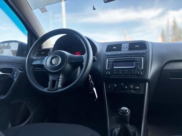 Volkswagen Polo V с пробегом 2014 года, цена 730 000 рублей, 243700 км, седан, Автокод Объявления