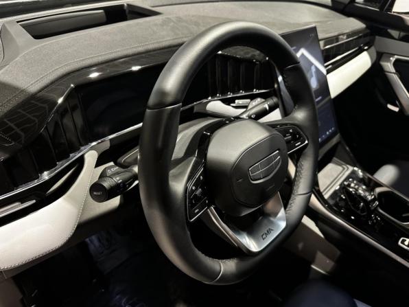 Geely Atlas II с пробегом 2024 года, цена 3 027 000 рублей, 11000 км, внедорожник, Автокод Объявления