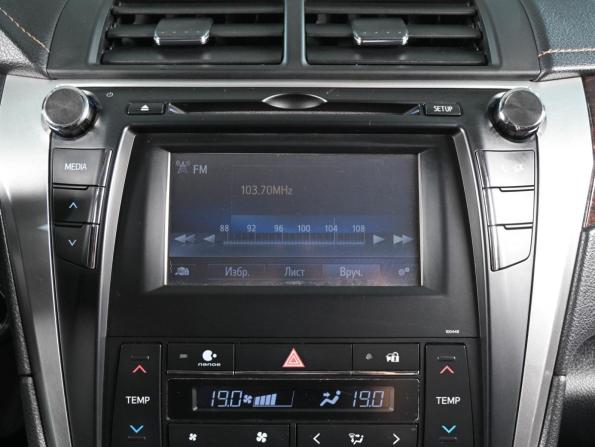 Toyota Camry VII (XV50) Рестайлинг с пробегом 2015 года, цена 1 759 000 рублей, 177599 км, седан, Автокод Объявления