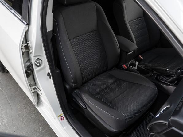 Toyota Corolla XI (E160 E170 E180) Рестайлинг 1 с пробегом 2018 года, цена 1 570 000 рублей, 140824 км, седан, Автокод Объявления