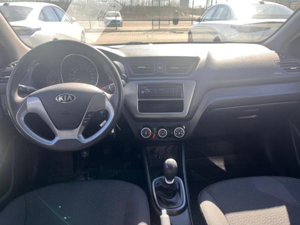 Kia Rio III Рестайлинг с пробегом 2015 года, цена 1 120 000 рублей, 77787 км, седан, Автокод Объявления