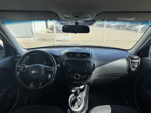 Kia Soul II Рестайлинг с пробегом 2017 года, цена 1 415 000 рублей, 60652 км, хэтчбек, Автокод Объявления