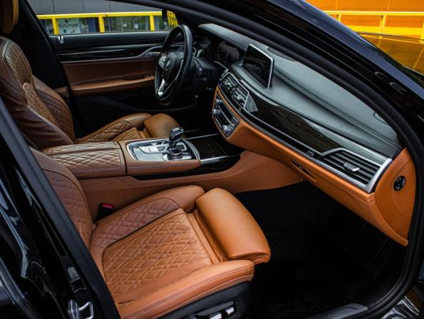 BMW 7 серии VI (G11/G12) Рестайлинг с пробегом 2021 года, цена 7 750 000 рублей, 62086 км, седан, Автокод Объявления