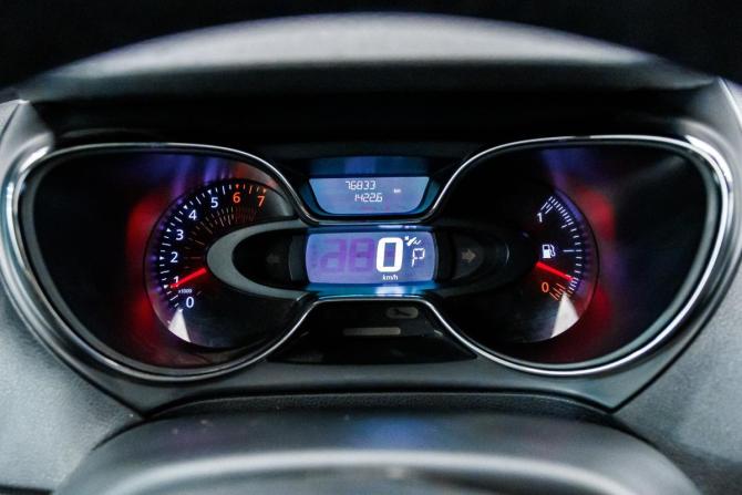 Renault Kaptur I с пробегом 2017 года, цена 1 097 000 рублей, 76572 км, внедорожник, Автокод Объявления