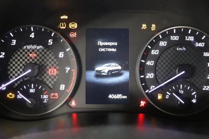 Hyundai Solaris II Рестайлинг с пробегом 2022 года, цена 1 699 990 рублей, 40469 км, седан, Автокод Объявления