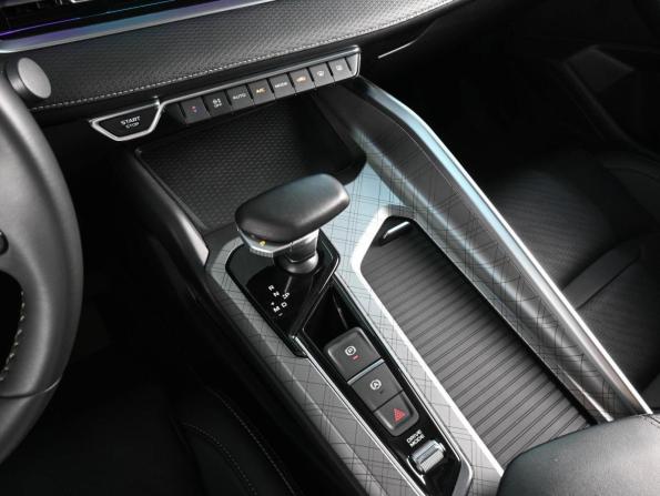Geely Preface I (China Market) с пробегом 2022 года, цена 2 450 000 рублей, 43140 км, седан, Автокод Объявления