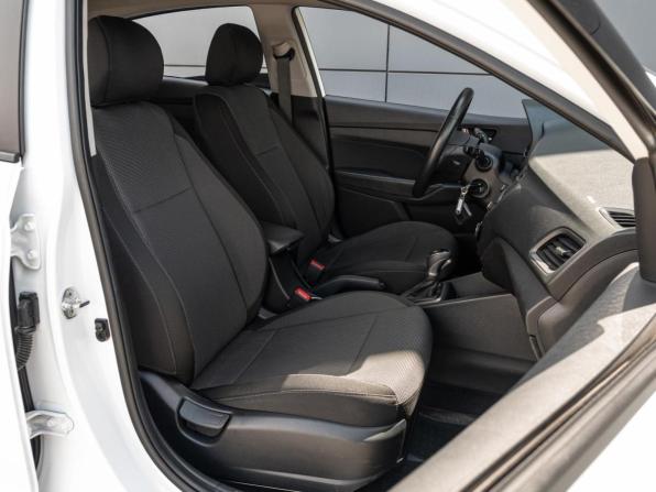 Hyundai Solaris II с пробегом 2018 года, цена 1 690 000 рублей, 7599 км, седан, Автокод Объявления