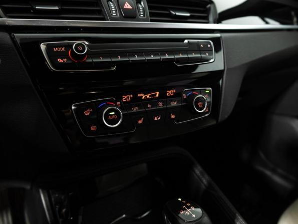 BMW X1 II (F48) с пробегом 2015 года, цена 1 949 000 рублей, 155585 км, внедорожник, Автокод Объявления