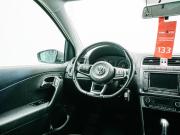 Volkswagen Polo V Рестайлинг Красноярск  - изображение 45