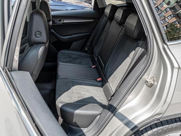 Skoda Karoq I с пробегом 2021 года, цена 2 445 000 рублей, 76092 км, внедорожник, Автокод Объявления