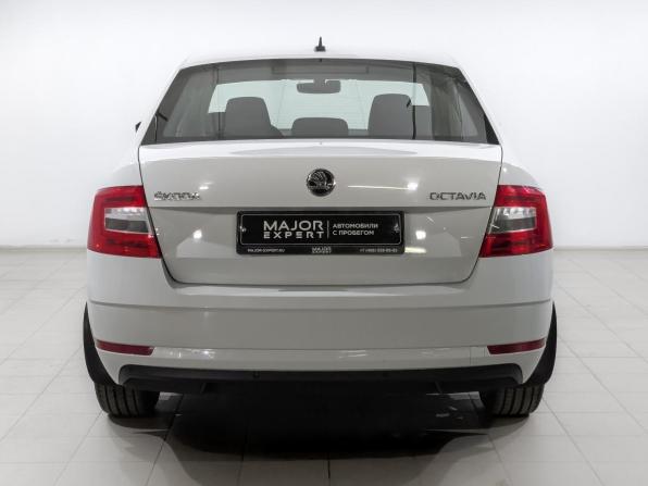 Skoda Octavia III (A7) Рестайлинг с пробегом 2019 года, цена 1 125 000 рублей, 171353 км, лифтбек, Автокод Объявления