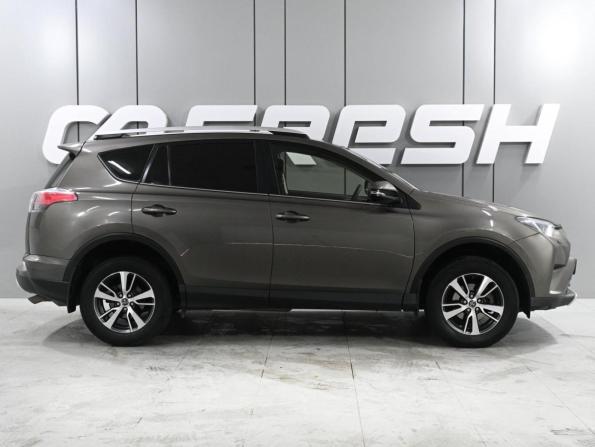 Toyota RAV4 IV (XA40) Рестайлинг с пробегом 2016 года, цена 2 889 000 рублей, 101002 км, внедорожник, Автокод Объявления