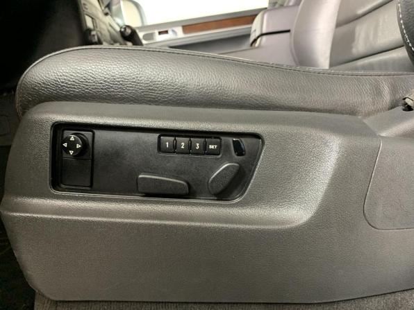 Volkswagen Touareg I Рестайлинг с пробегом 2010 года, цена 1 025 000 рублей, 388000 км, внедорожник, Автокод Объявления