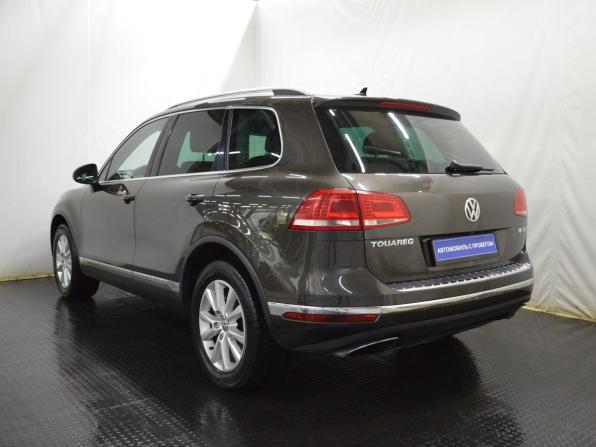 Volkswagen Touareg II Рестайлинг с пробегом 2016 года, цена 2 750 000 рублей, 235000 км, внедорожник, Автокод Объявления