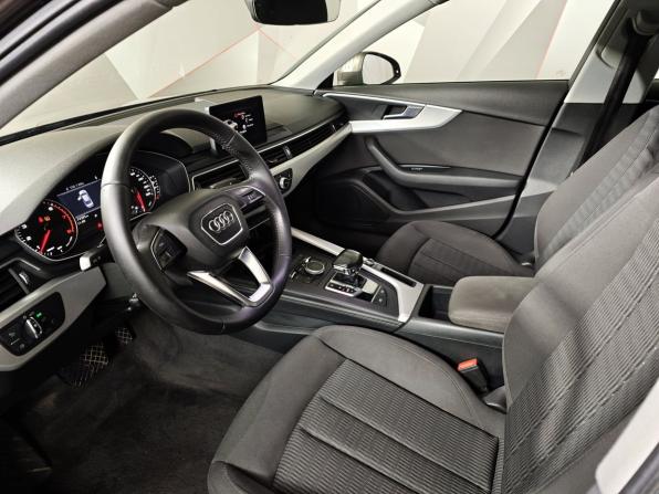 Audi A4 V (B9) с пробегом 2016 года, цена 1 691 000 рублей, 174582 км, седан, Автокод Объявления
