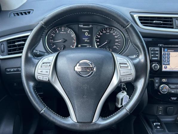 Nissan Qashqai II с пробегом 2017 года, цена 1 480 000 рублей, 212000 км, внедорожник, Автокод Объявления
