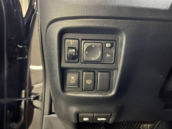 Nissan Juke I с пробегом 2012 года, цена 999 000 рублей, 185595 км, внедорожник, Автокод Объявления