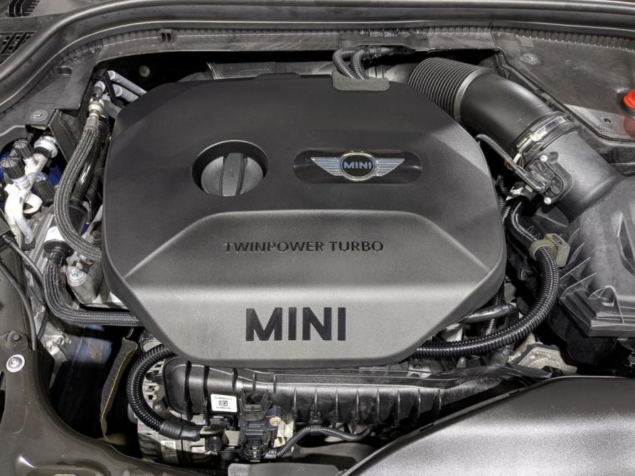 Mini Hatch III (F55/F56) Рестайлинг Химки  - изображение 9