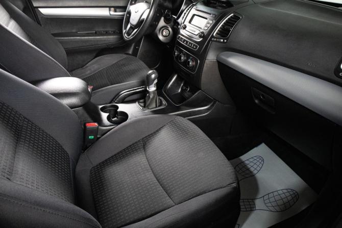 Kia Sorento II Рестайлинг с пробегом 2013 года, цена 1 379 000 рублей, 133000 км, внедорожник, Автокод Объявления