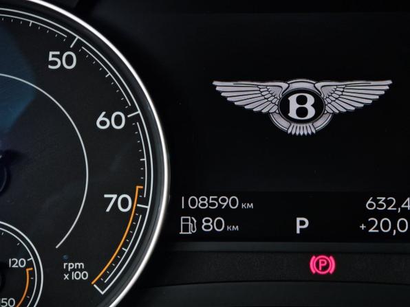 Bentley Bentayga I с пробегом 2018 года, цена 8 241 000 рублей, 108589 км, внедорожник, Автокод Объявления