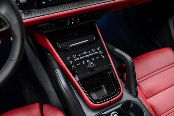 Новый Porsche Cayenne III Рестайлинг 2025 года, цена 22 700 000 рублей, внедорожник, Автокод Объявления