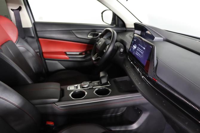 Changan CS55 Plus II Рестайлинг с пробегом 2023 года, цена 1 999 990 рублей, 68102 км, внедорожник, Автокод Объявления