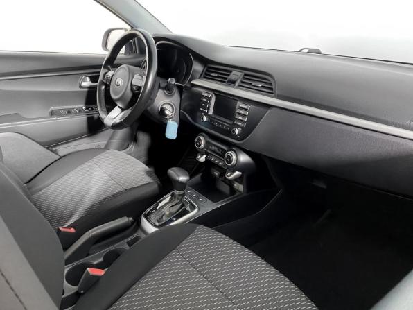 Kia Rio IV с пробегом 2019 года, цена 1 021 000 рублей, 175380 км, седан, Автокод Объявления