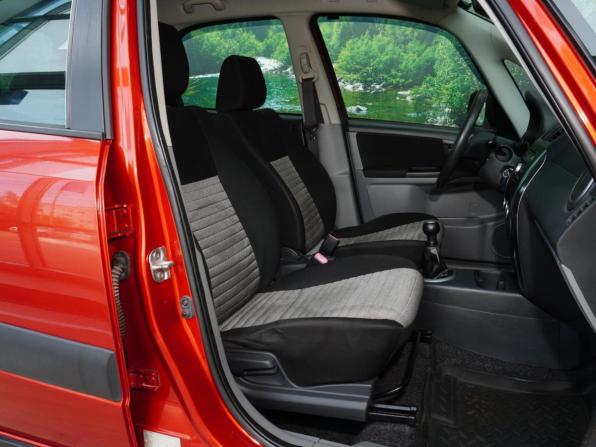 Suzuki SX4 I (Classic) Рестайлинг с пробегом 2010 года, цена 638 000 рублей, 250131 км, хэтчбек, Автокод Объявления