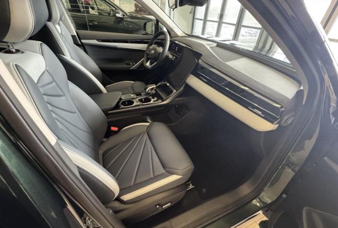 Новый Geely Atlas II 2026 года, цена 3 449 990 рублей, внедорожник, Автокод Объявления
