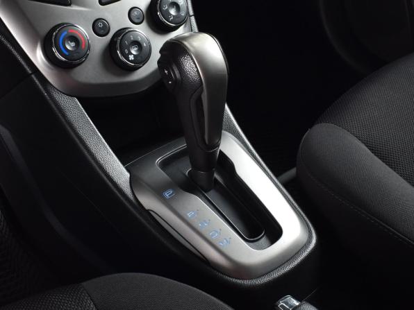 Chevrolet Aveo II с пробегом 2015 года, цена 699 999 рублей, 98712 км, седан, Автокод Объявления