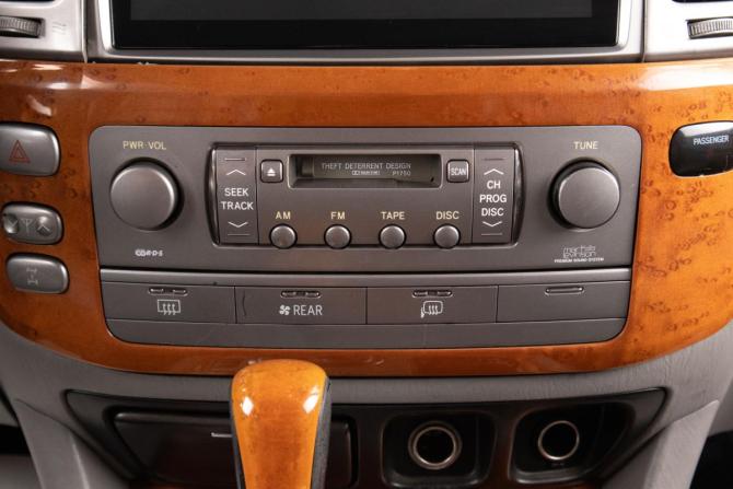 Lexus LX II Рестайлинг с пробегом 2003 года, цена 1 949 000 рублей, 330000 км, внедорожник, Автокод Объявления