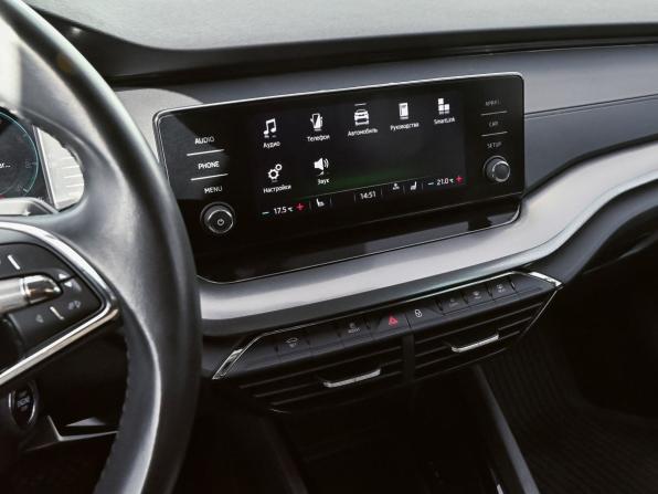 Skoda Octavia IV (A8) с пробегом 2021 года, цена 2 299 000 рублей, 73563 км, лифтбек, Автокод Объявления