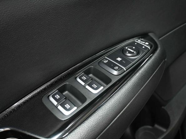 Kia Optima IV Рестайлинг с пробегом 2019 года, цена 2 179 900 рублей, 65536 км, седан, Автокод Объявления