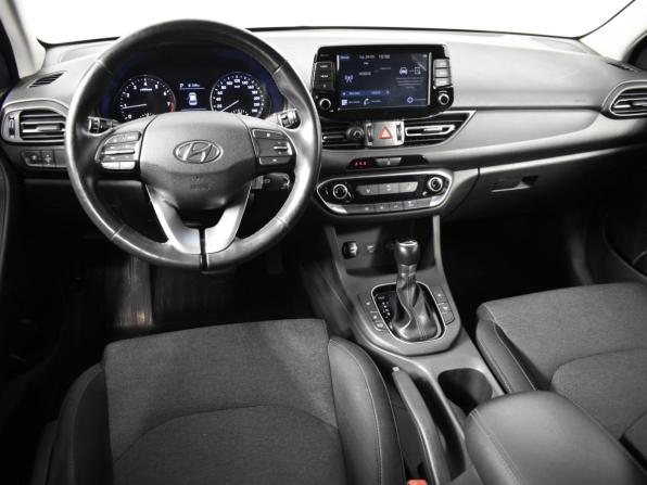 Hyundai i30 III Рестайлинг 2 с пробегом 2022 года, цена 1 610 100 рублей, 84222 км, универсал, Автокод Объявления