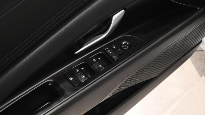 Hyundai Elantra VII (CN7) Рестайлинг с пробегом 2023 года, цена 1 859 000 рублей, 14737 км, седан, Автокод Объявления